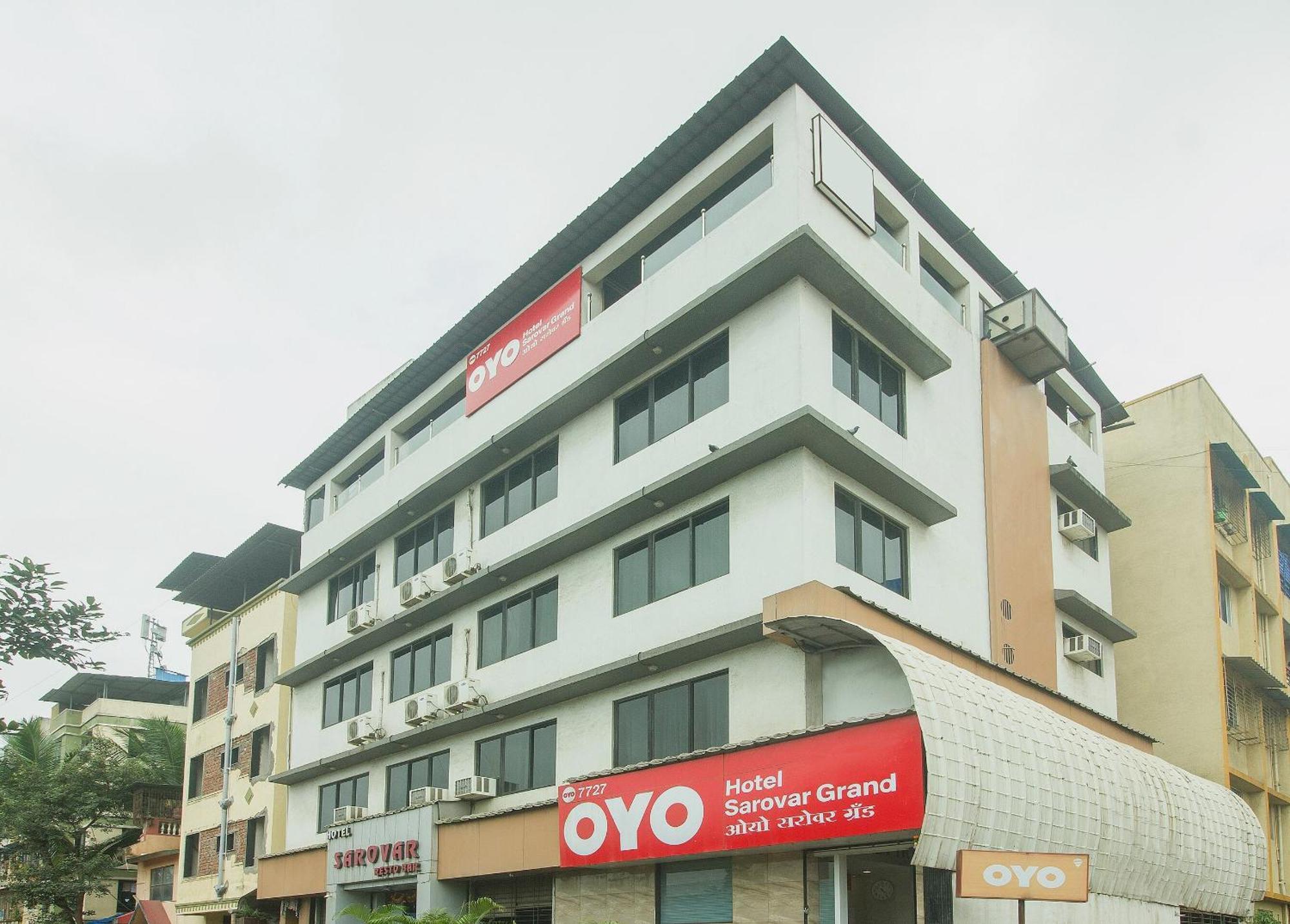 Oyo Hotel Sarovar Grand Kalamboli Exterior foto